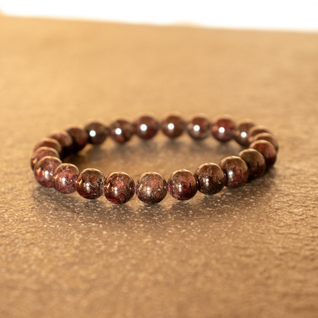 Granite_Front_Braclet_1April_GarnetIMG_4386.jpg